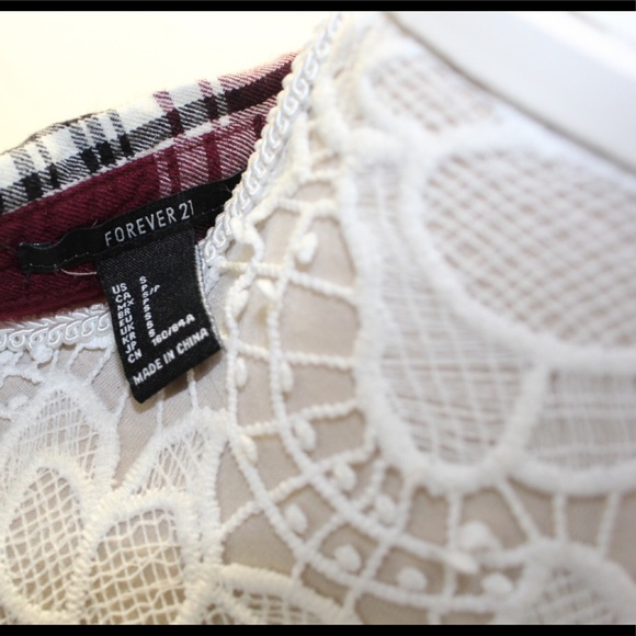 Plaid Flannel front pocket - Picture 4 of 4